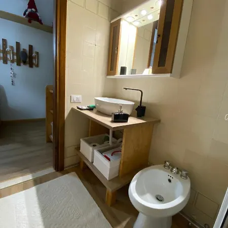 아파트 Piccolo Nido 팔카데