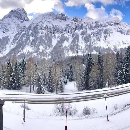 Piccolo Nido 팔카데